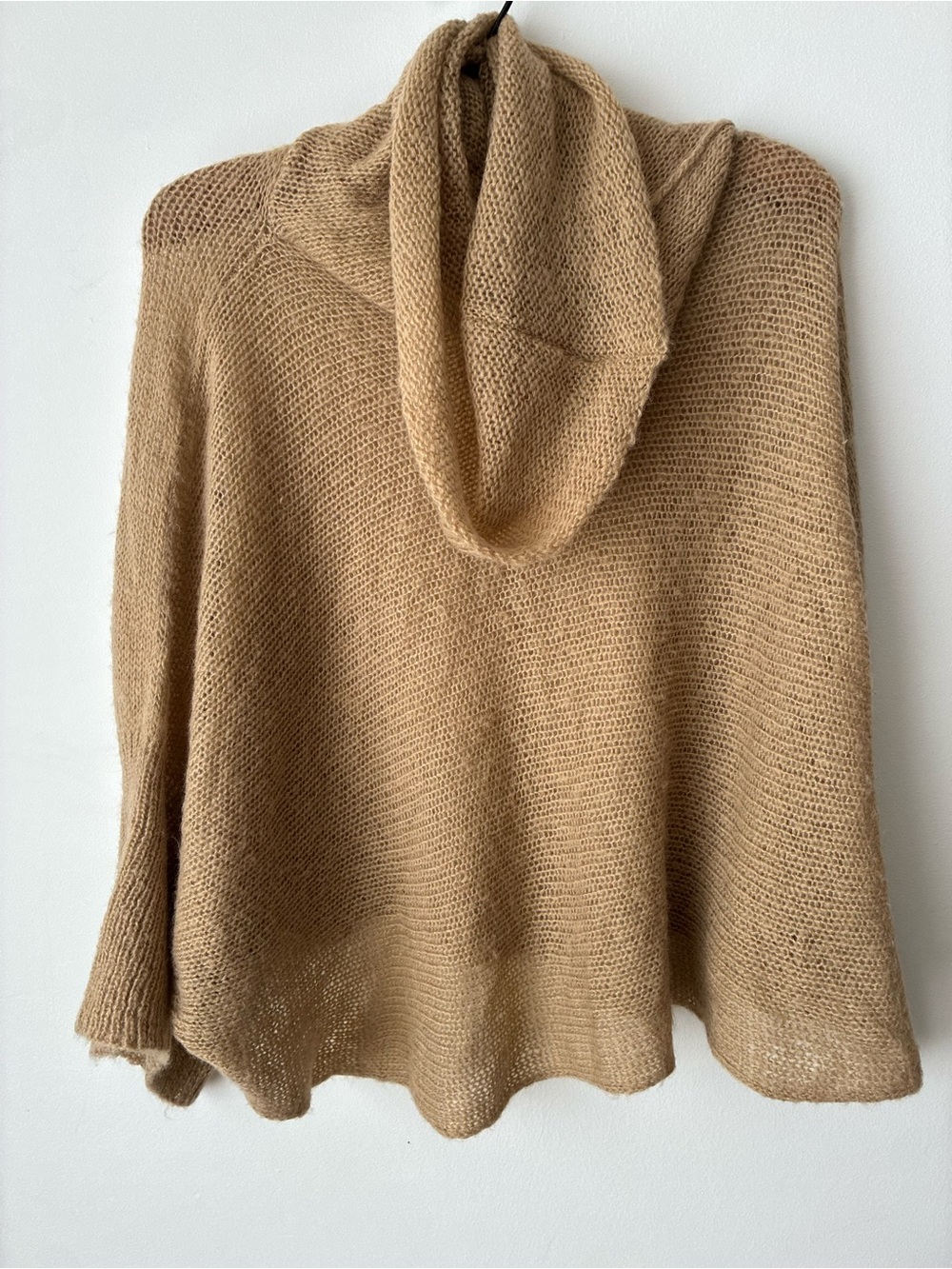 Wooden Ships Sweater Women’s Medium Mohair Wool Camel Knit Poncho